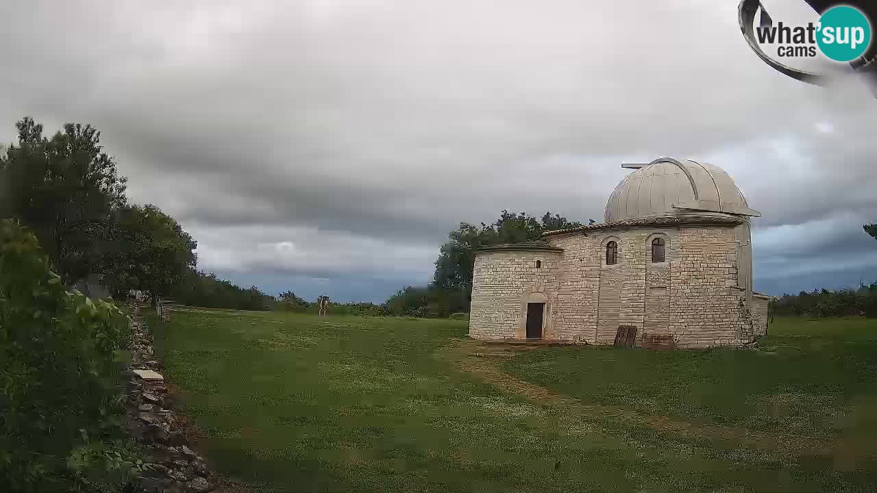 Webcam de l’Observatoire de Višnjan: Plongez dans le cosmos depuis l’Istrie, Croatie