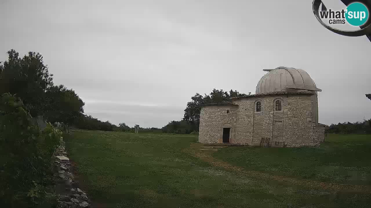 Višnjanska observatorijska spletna kamera: Opazujte vesolje iz Istre, Hrvaška