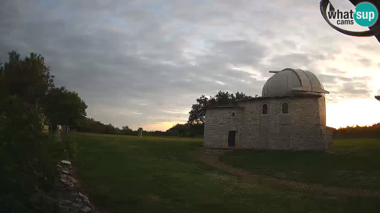 Višnjanska observatorijska spletna kamera: Opazujte vesolje iz Istre, Hrvaška