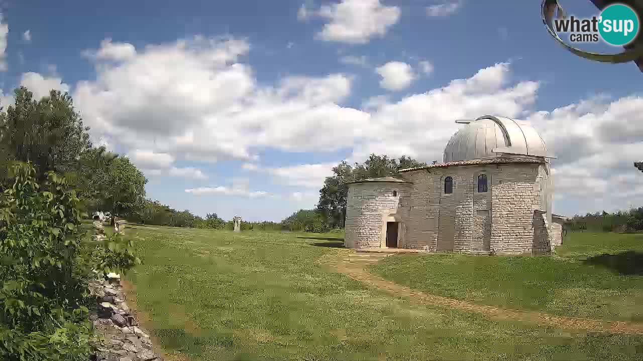 Webcam de l’Observatoire de Višnjan: Plongez dans le cosmos depuis l’Istrie, Croatie