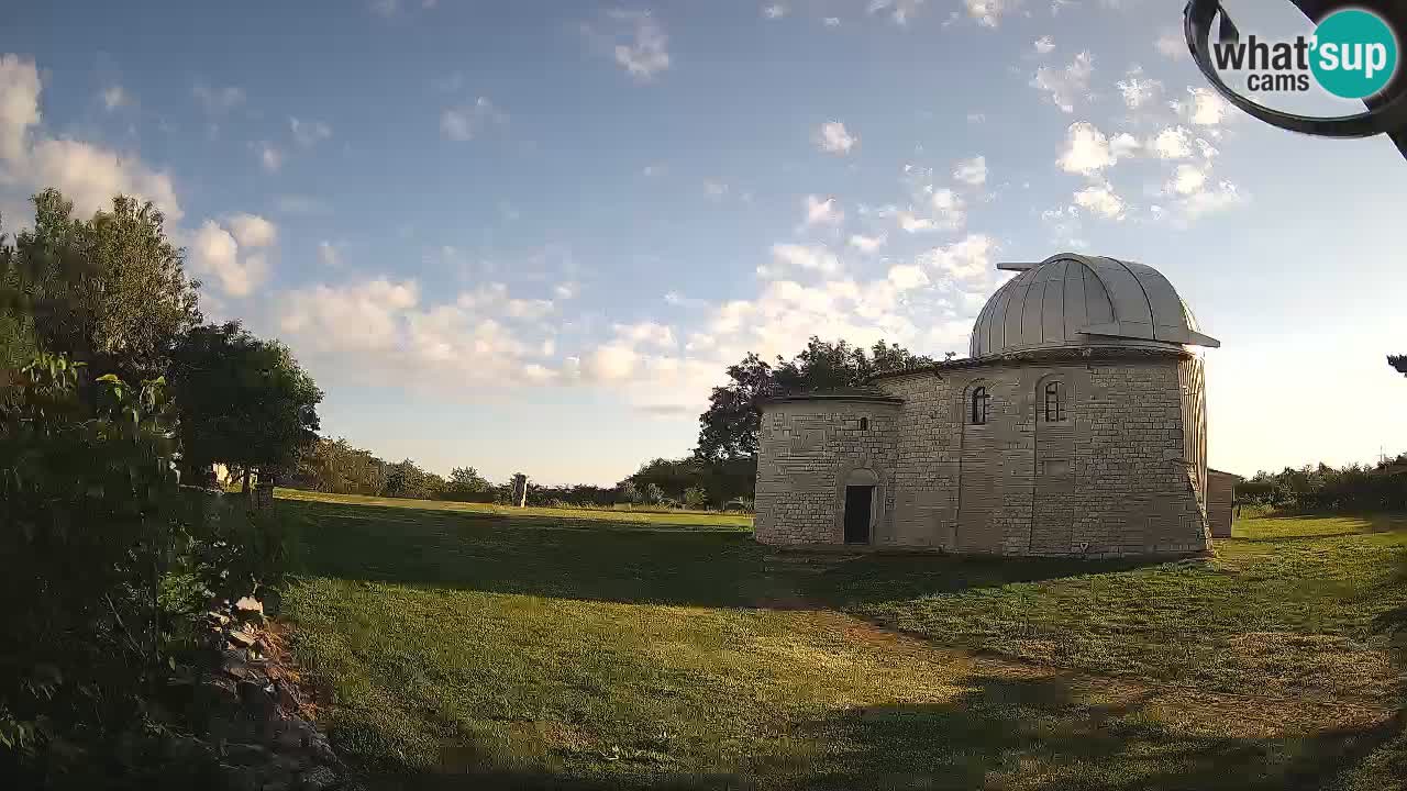 Webcam de l’Observatoire de Višnjan: Plongez dans le cosmos depuis l’Istrie, Croatie