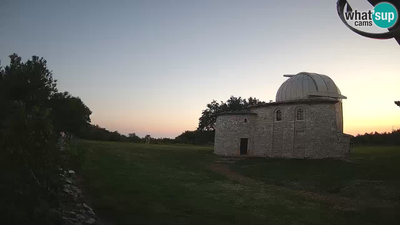 Webcam de l’Observatoire de Višnjan: Plongez dans le cosmos depuis l’Istrie, Croatie