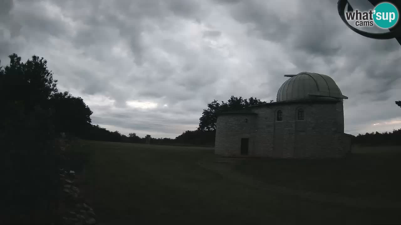 Webcam de l’Observatoire de Višnjan: Plongez dans le cosmos depuis l’Istrie, Croatie