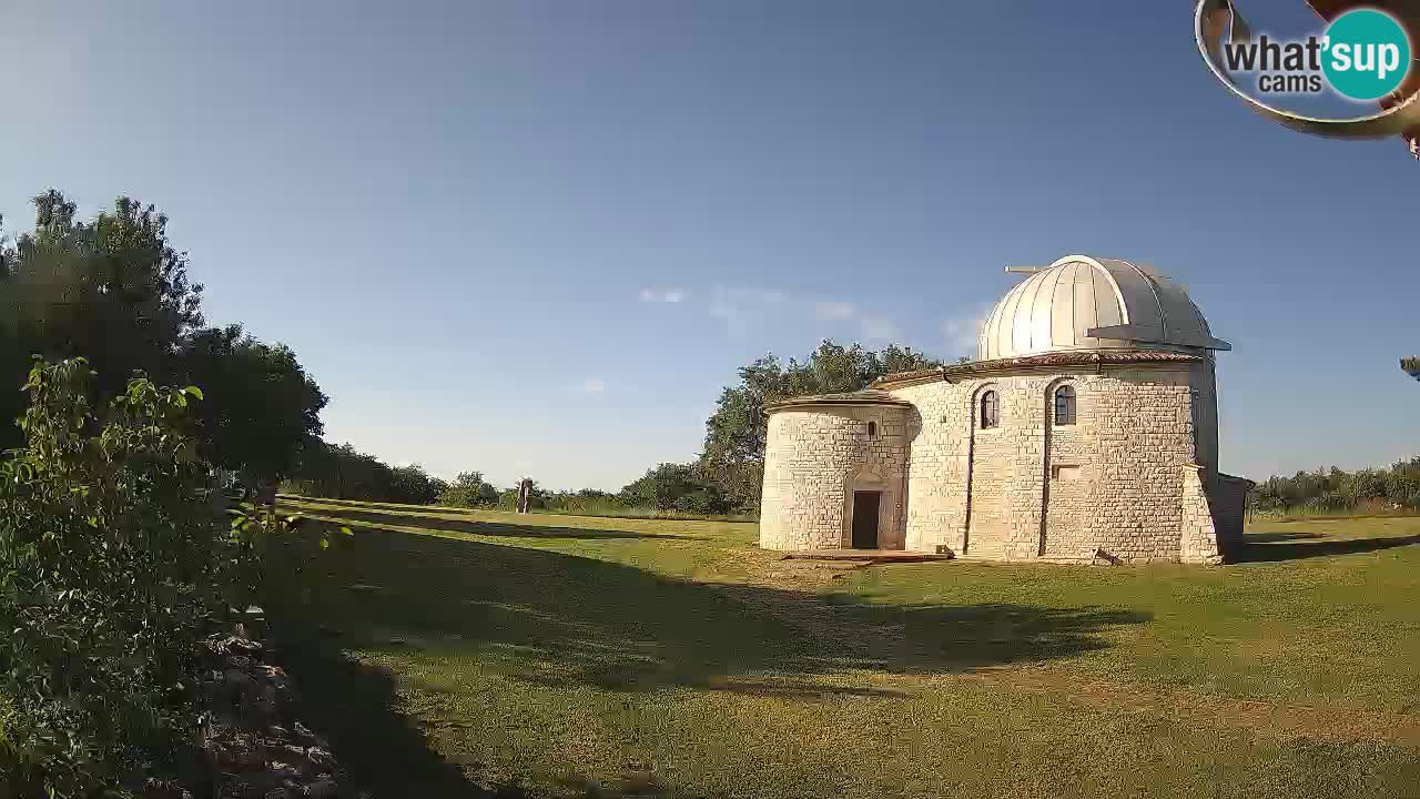 Webcam de l’Observatoire de Višnjan: Plongez dans le cosmos depuis l’Istrie, Croatie