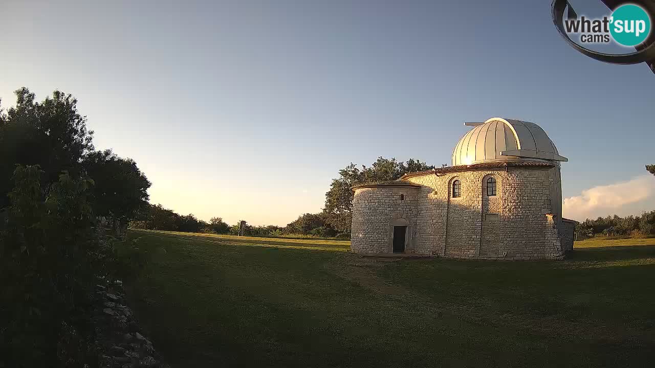 Webcam de l’Observatoire de Višnjan: Plongez dans le cosmos depuis l’Istrie, Croatie
