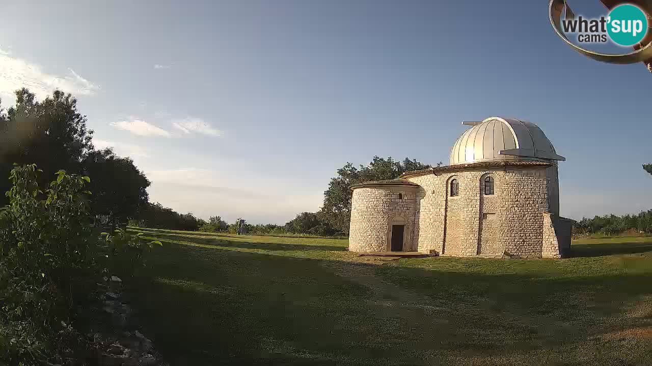 Webcam de l’Observatoire de Višnjan: Plongez dans le cosmos depuis l’Istrie, Croatie