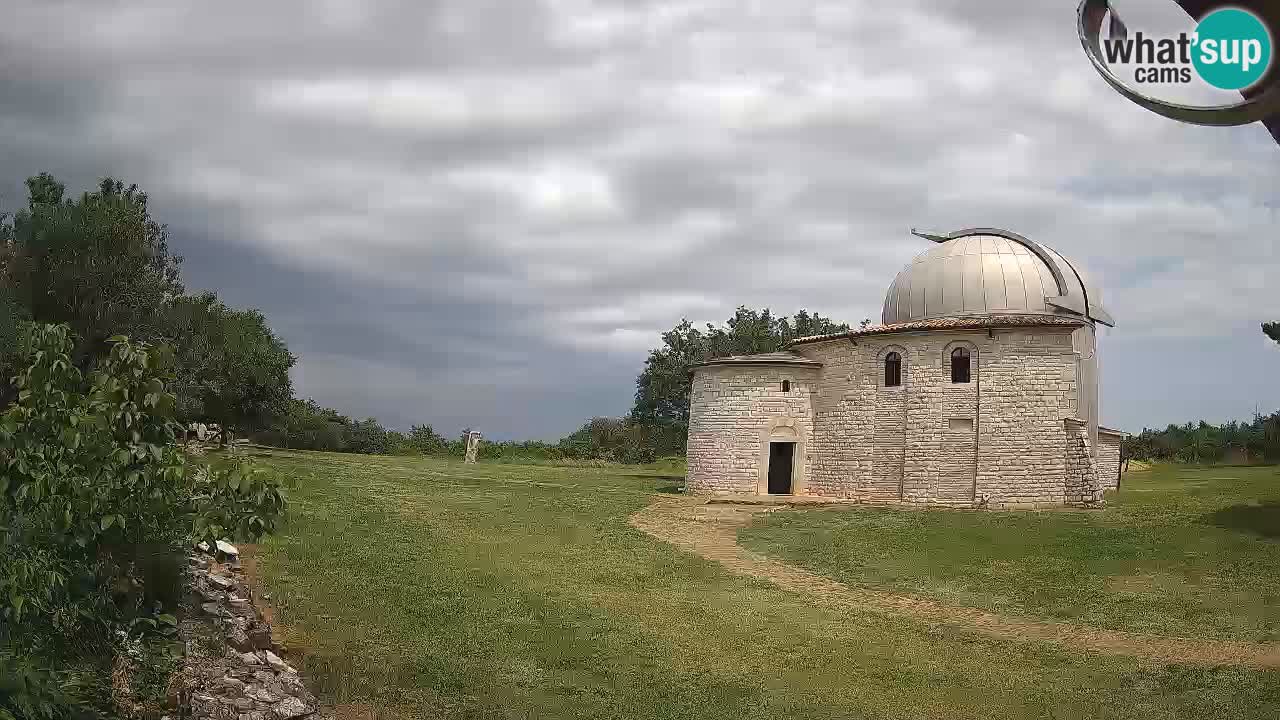 Višnjan Observatory Webcam: Gaze into the Cosmos from Istria, Croatia