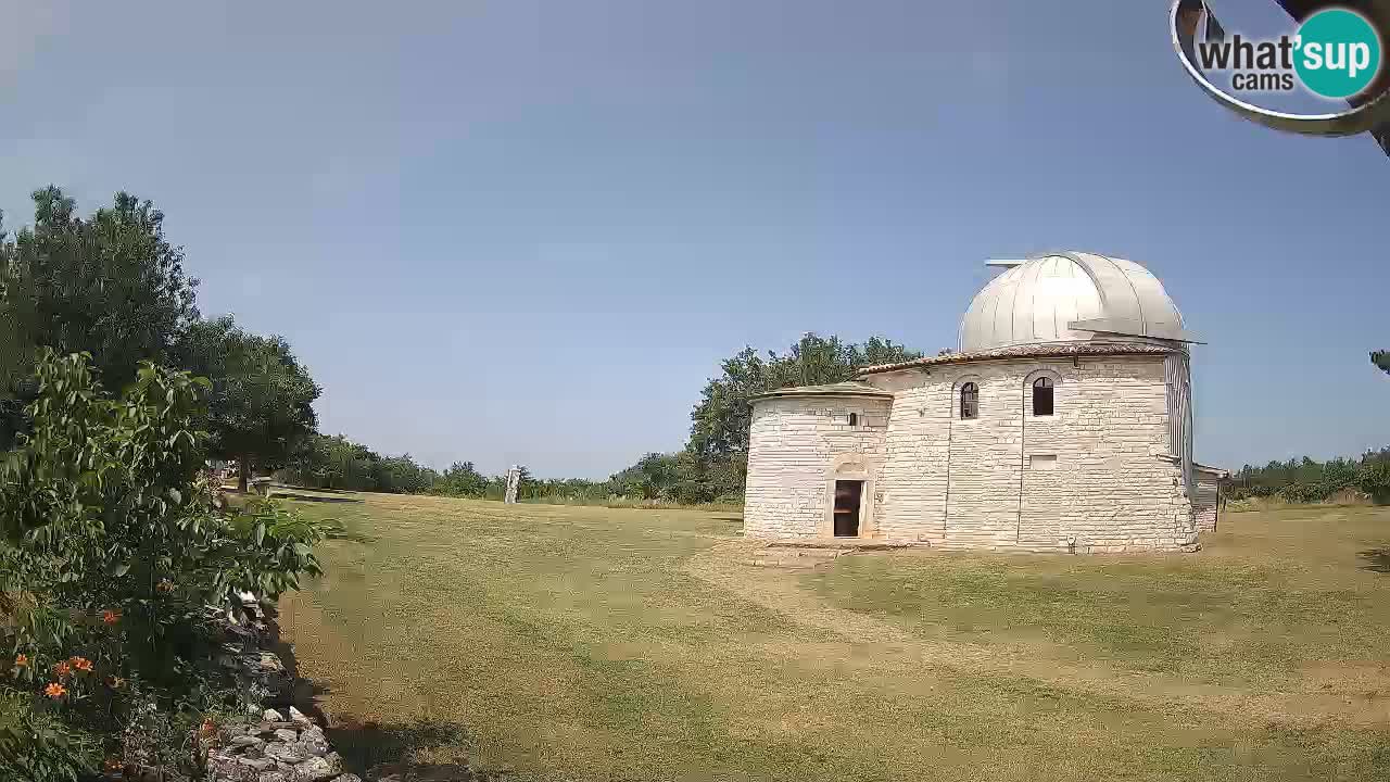 Višnjan Observatory Webcam: Gaze into the Cosmos from Istria, Croatia