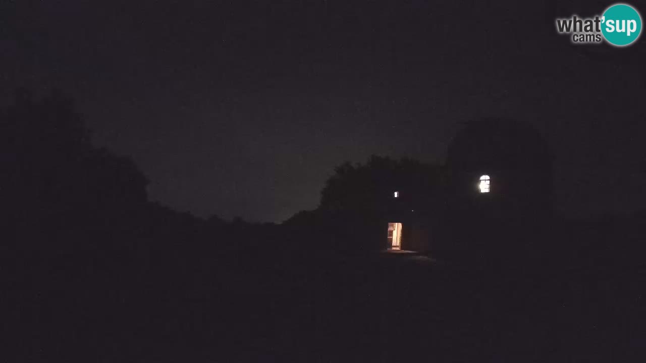 Višnjan Observatory Webcam: Gaze into the Cosmos from Istria, Croatia