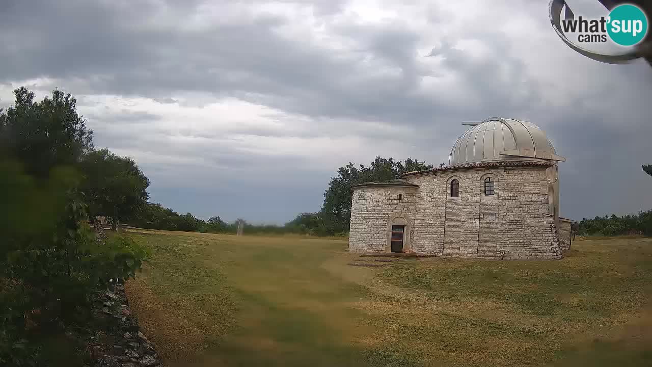 Višnjanska observatorijska spletna kamera: Opazujte vesolje iz Istre, Hrvaška