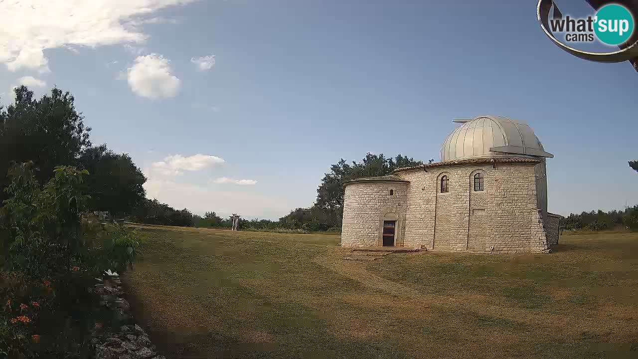 Višnjan Observatory Webcam: Gaze into the Cosmos from Istria, Croatia
