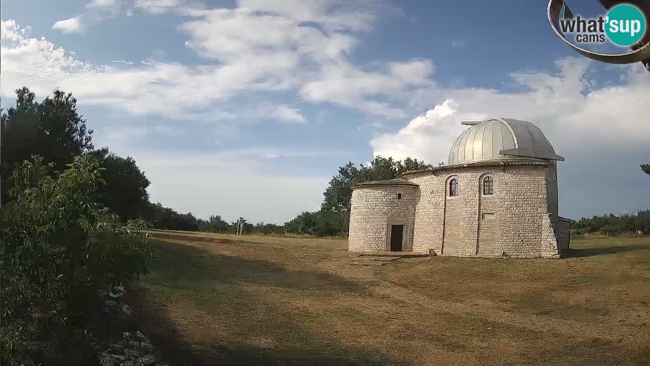 Višnjanska observatorijska spletna kamera: Opazujte vesolje iz Istre, Hrvaška