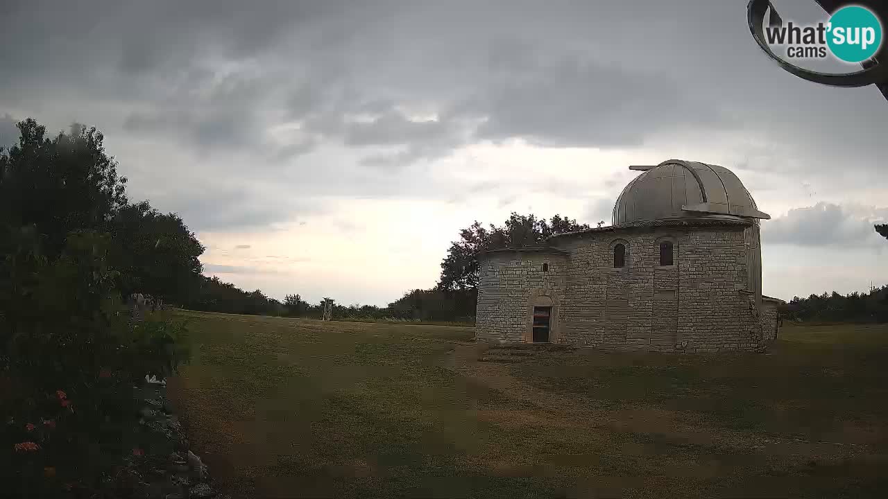 Višnjan Observatory Webcam: Gaze into the Cosmos from Istria, Croatia