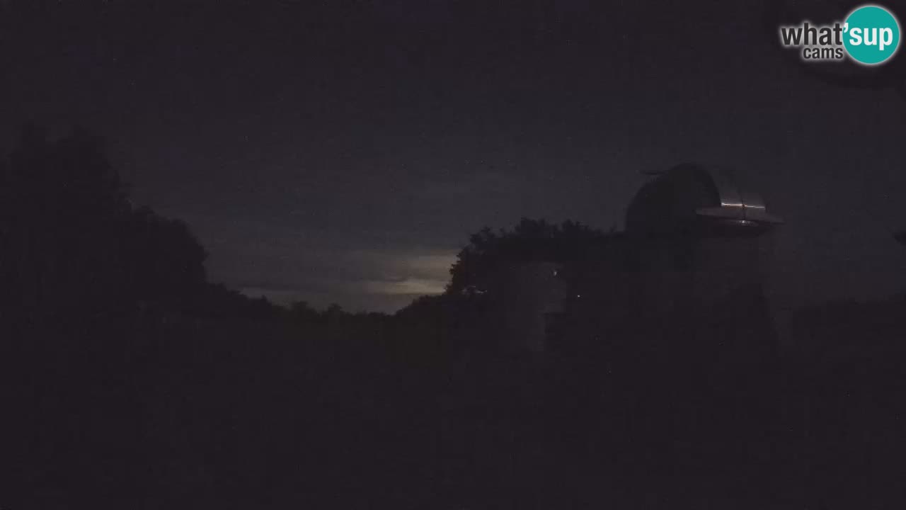 Višnjan Observatory Webcam: Gaze into the Cosmos from Istria, Croatia