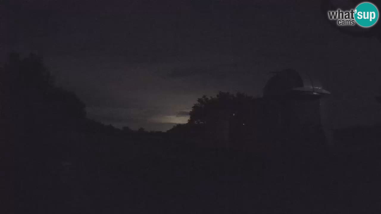 Webcam de l’Observatoire de Višnjan: Plongez dans le cosmos depuis l’Istrie, Croatie