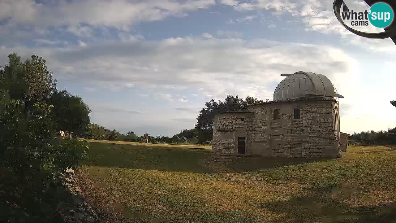 Webcam de l’Observatoire de Višnjan: Plongez dans le cosmos depuis l’Istrie, Croatie