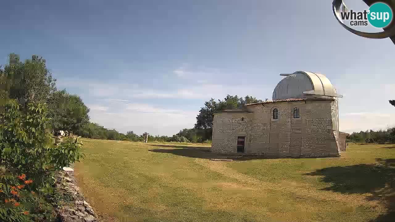 Višnjan Observatory Webcam: Gaze into the Cosmos from Istria, Croatia