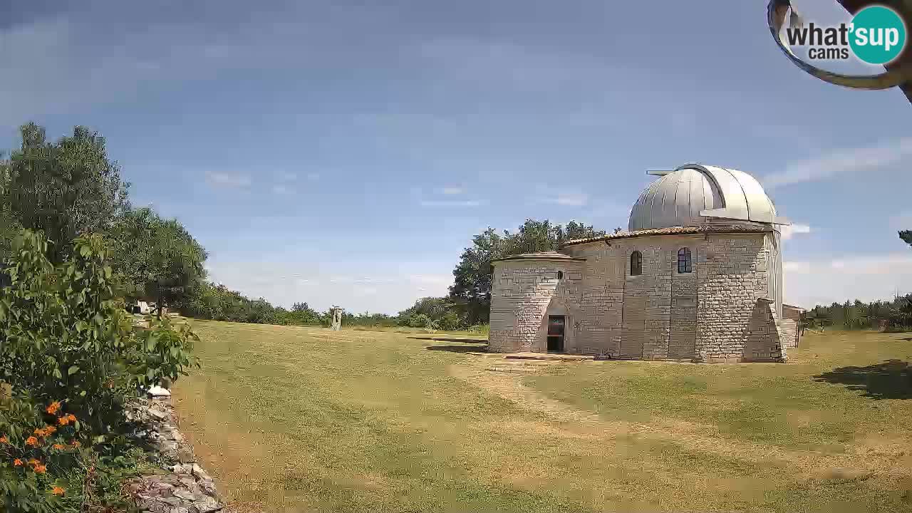 Višnjan Observatory Webcam: Gaze into the Cosmos from Istria, Croatia