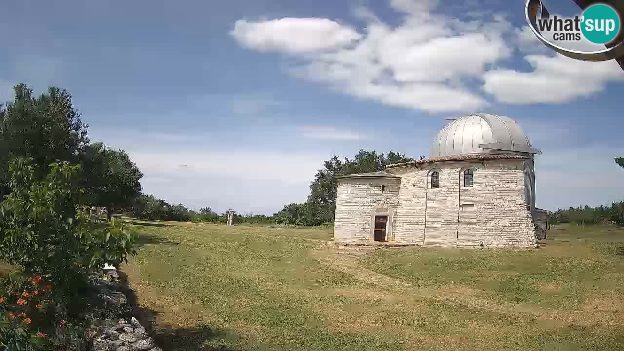 Višnjan Observatory Webcam: Gaze into the Cosmos from Istria, Croatia