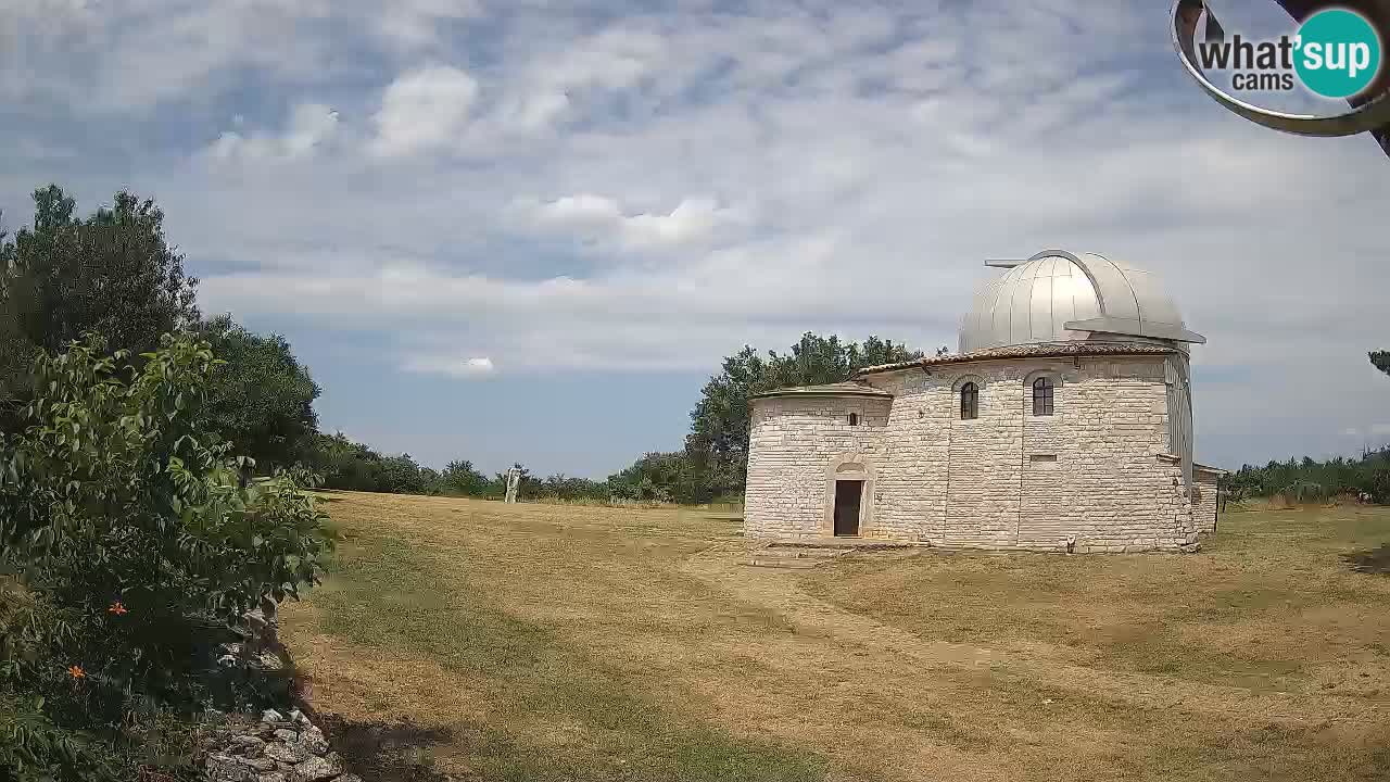 Webcam de l’Observatoire de Višnjan: Plongez dans le cosmos depuis l’Istrie, Croatie