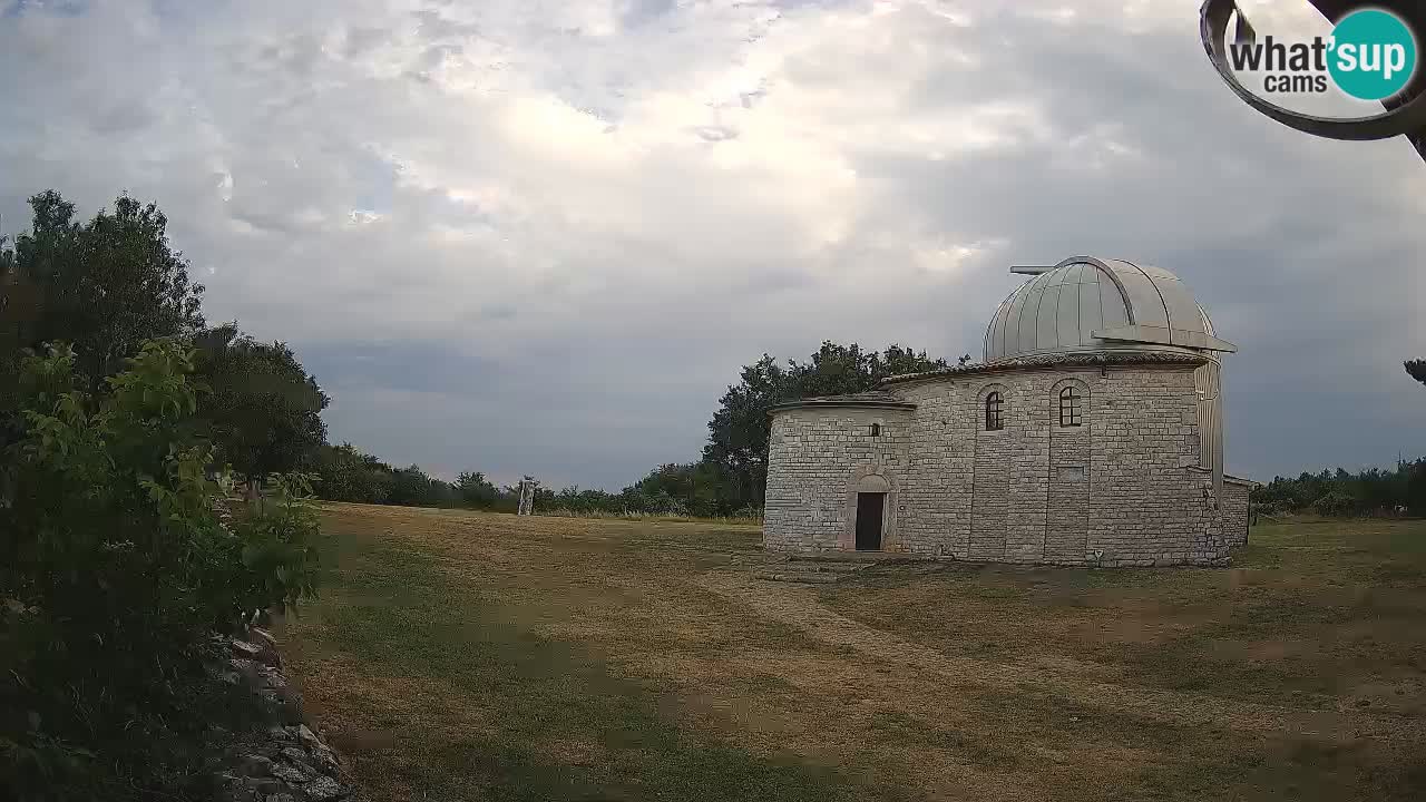Webcam de l’Observatoire de Višnjan: Plongez dans le cosmos depuis l’Istrie, Croatie