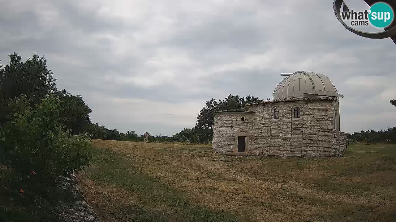 Višnjan Observatory Webcam: Gaze into the Cosmos from Istria, Croatia