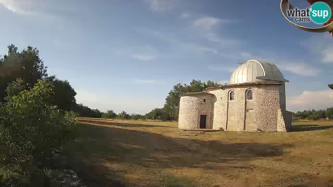 Višnjan Observatory Webcam: Gaze into the Cosmos from Istria, Croatia