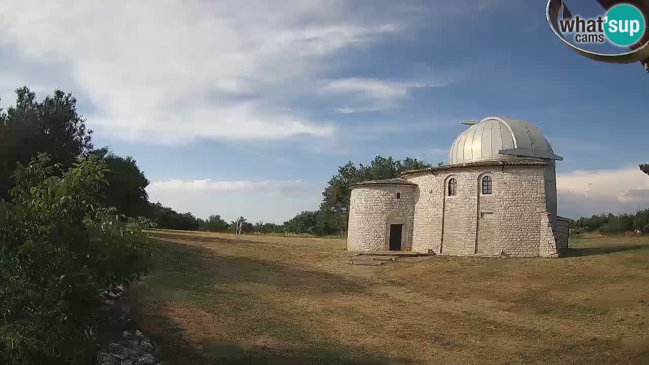 Webcam de l’Observatoire de Višnjan: Plongez dans le cosmos depuis l’Istrie, Croatie