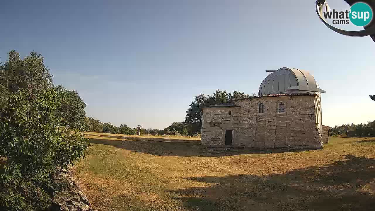 Višnjan Observatory Webcam: Gaze into the Cosmos from Istria, Croatia