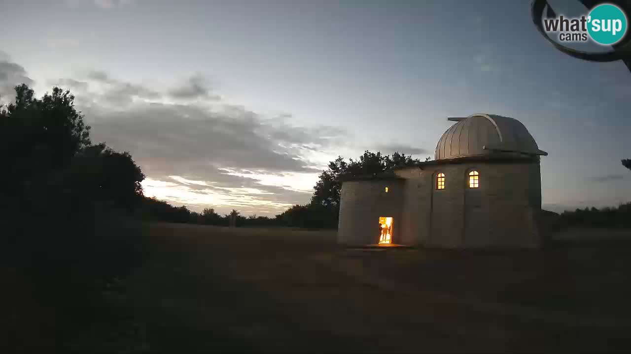 Višnjanska observatorijska spletna kamera: Opazujte vesolje iz Istre, Hrvaška