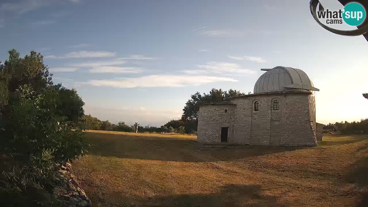 Webcam de l’Observatoire de Višnjan: Plongez dans le cosmos depuis l’Istrie, Croatie