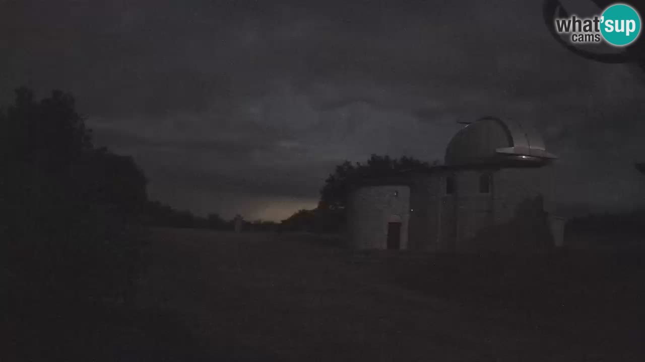 Višnjanska observatorijska spletna kamera: Opazujte vesolje iz Istre, Hrvaška