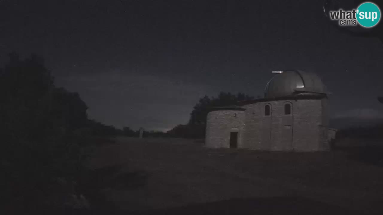 Višnjan Observatory Webcam: Gaze into the Cosmos from Istria, Croatia