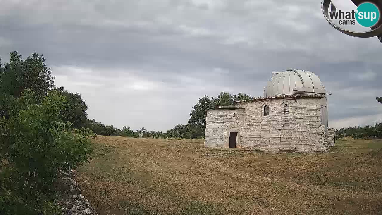 Višnjan Observatory Webcam: Gaze into the Cosmos from Istria, Croatia