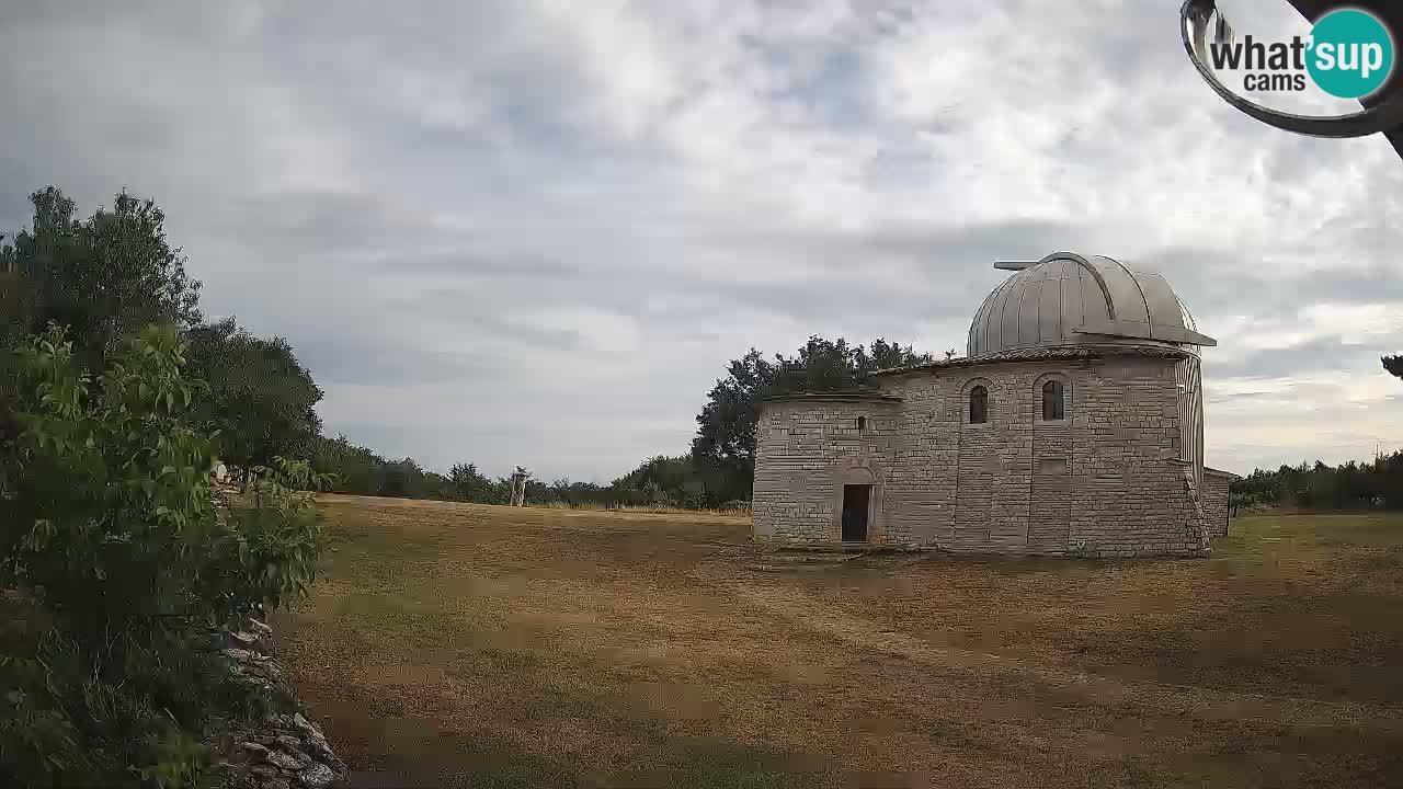 Višnjanska observatorijska spletna kamera: Opazujte vesolje iz Istre, Hrvaška