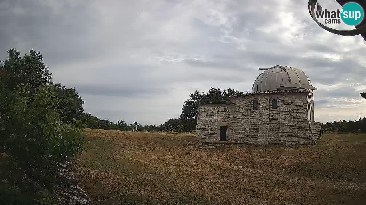 Višnjanska observatorijska spletna kamera: Opazujte vesolje iz Istre, Hrvaška