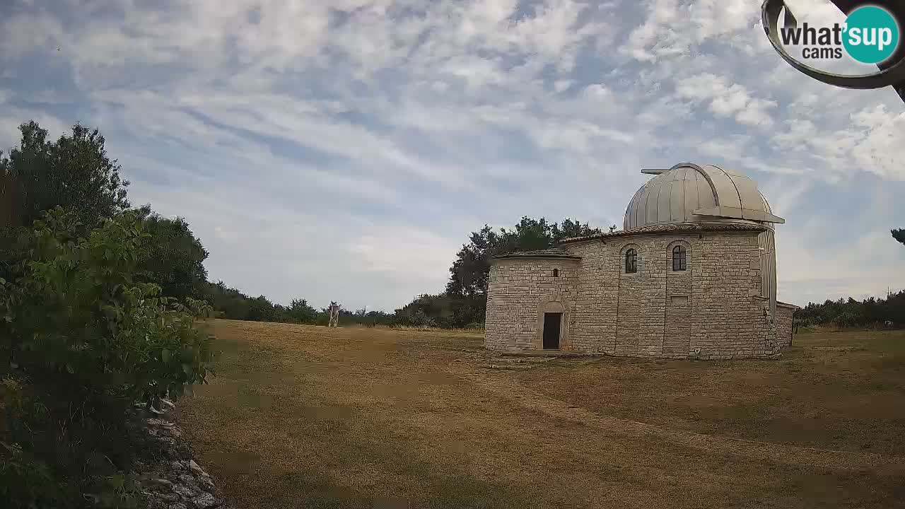 Višnjanska observatorijska spletna kamera: Opazujte vesolje iz Istre, Hrvaška