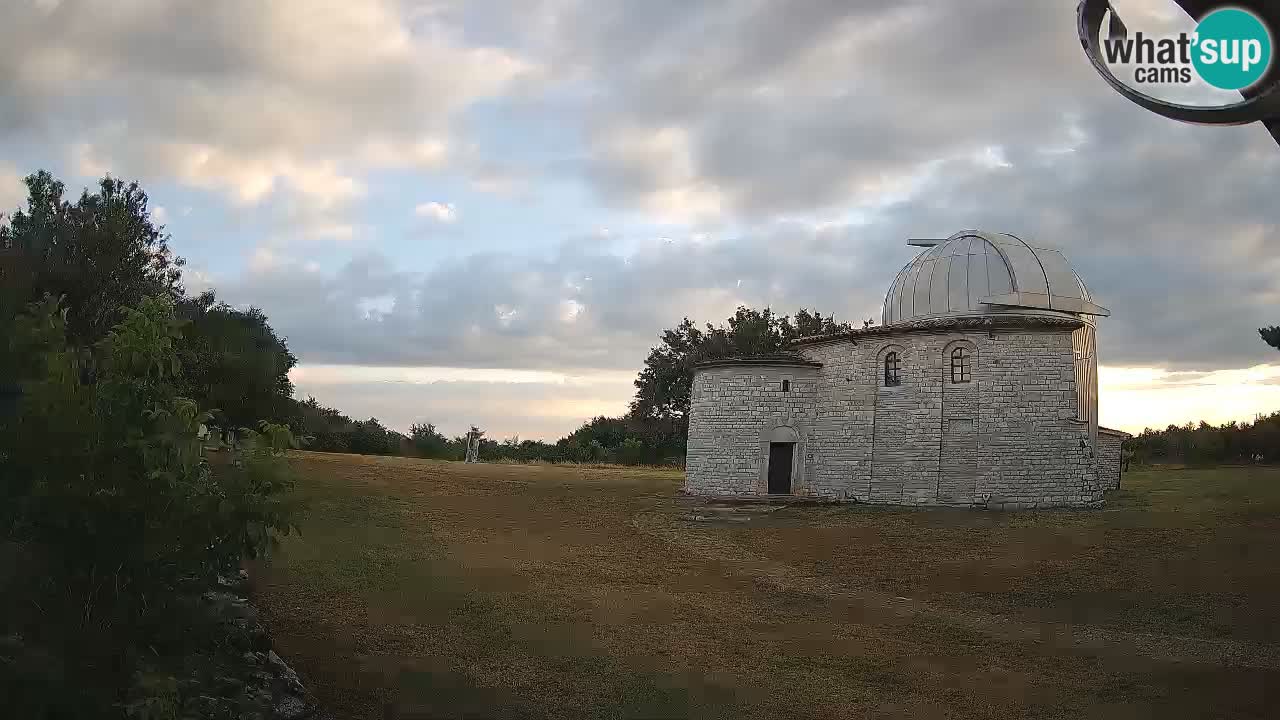 Webcam del Observatorio de Višnjan: Contempla el cosmos desde Istria, Croacia