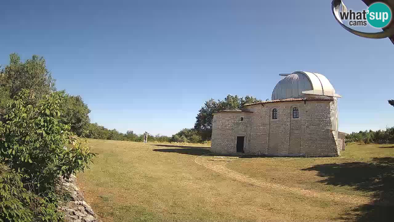 Višnjan Observatory Webcam: Gaze into the Cosmos from Istria, Croatia