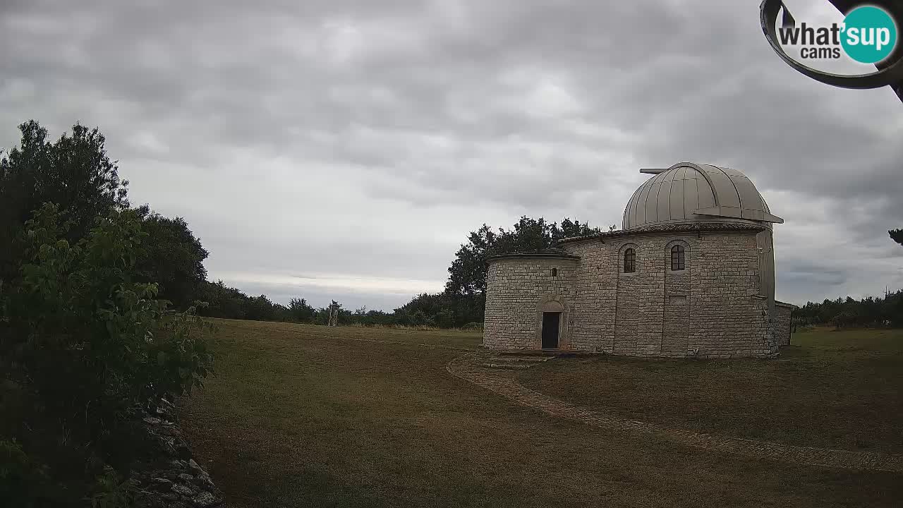 Višnjan Observatory Webcam: Gaze into the Cosmos from Istria, Croatia