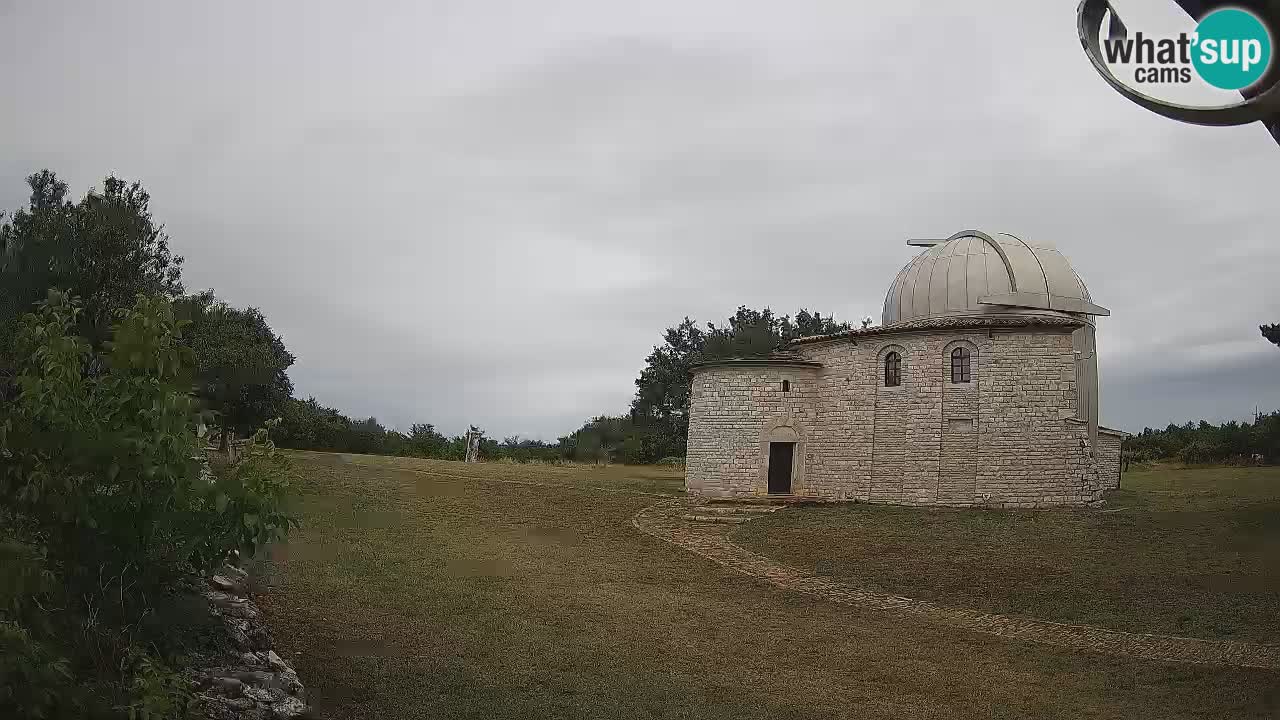 Višnjan Observatory Webcam: Gaze into the Cosmos from Istria, Croatia