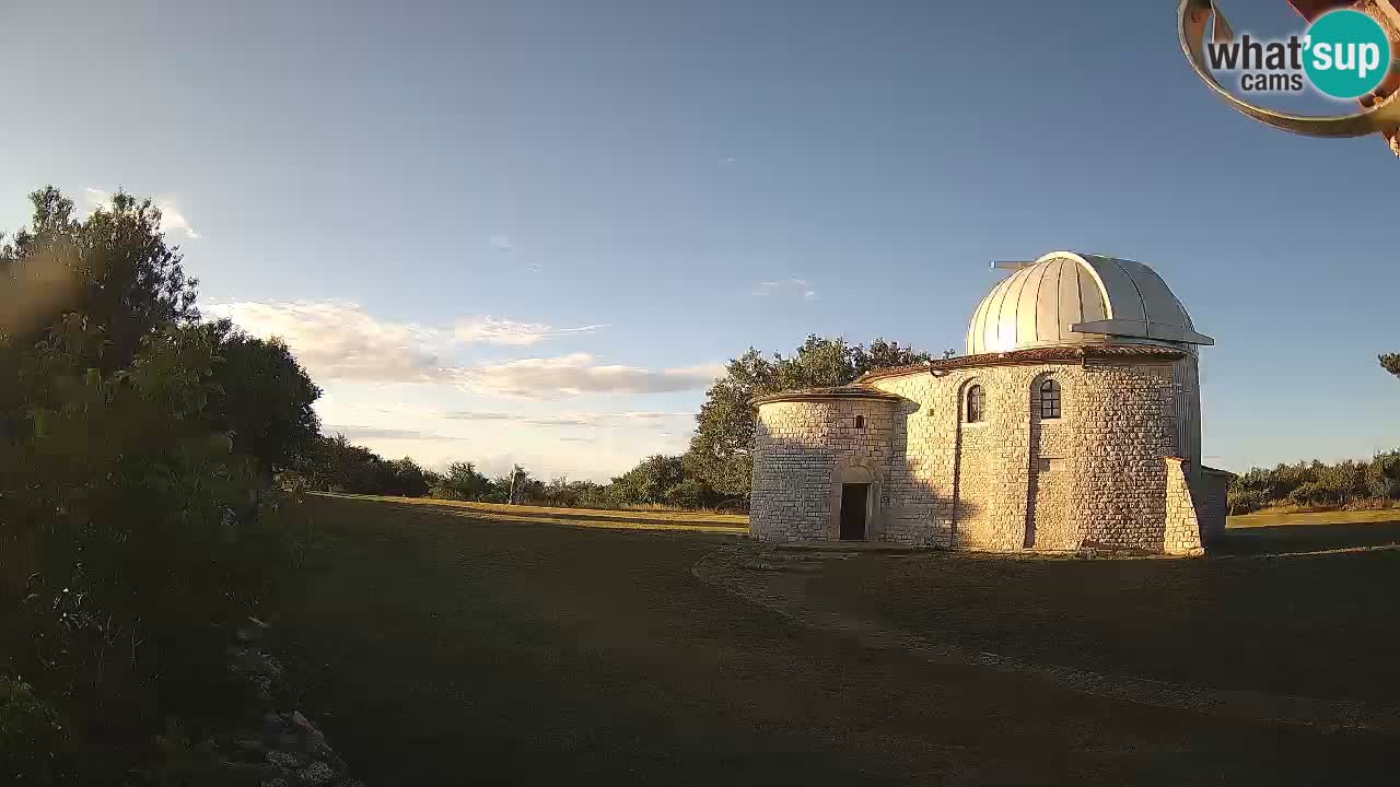 Višnjan Observatory Webcam: Gaze into the Cosmos from Istria, Croatia