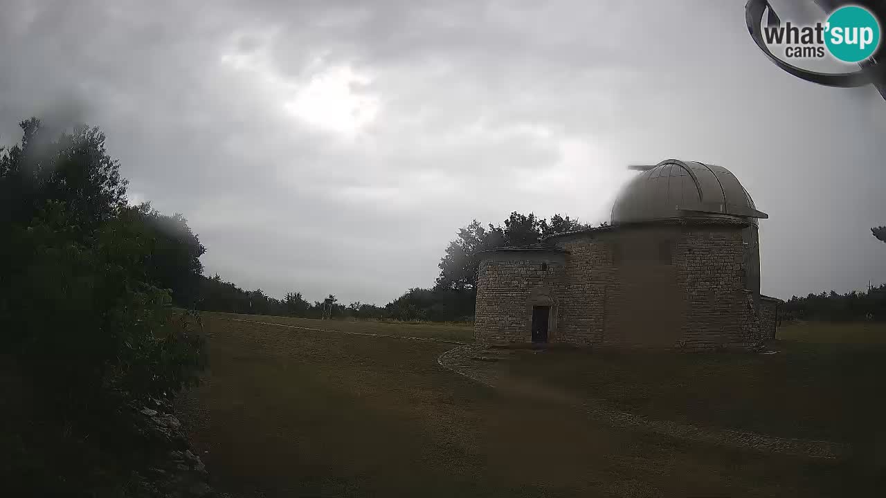 Višnjan Observatory Webcam: Gaze into the Cosmos from Istria, Croatia