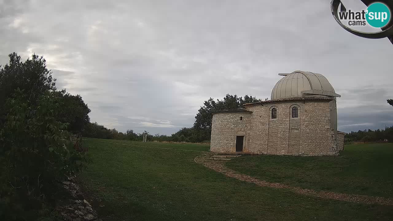 Višnjanska observatorijska spletna kamera: Opazujte vesolje iz Istre, Hrvaška