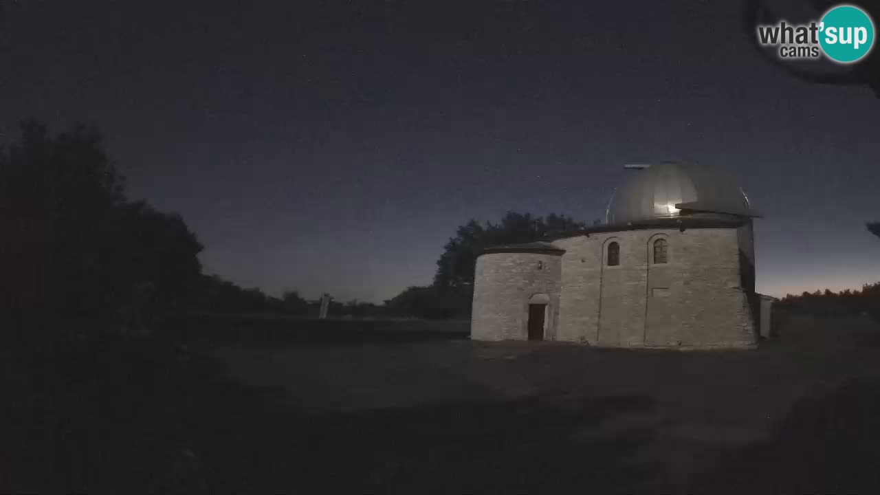 Višnjan Observatory Webcam: Gaze into the Cosmos from Istria, Croatia