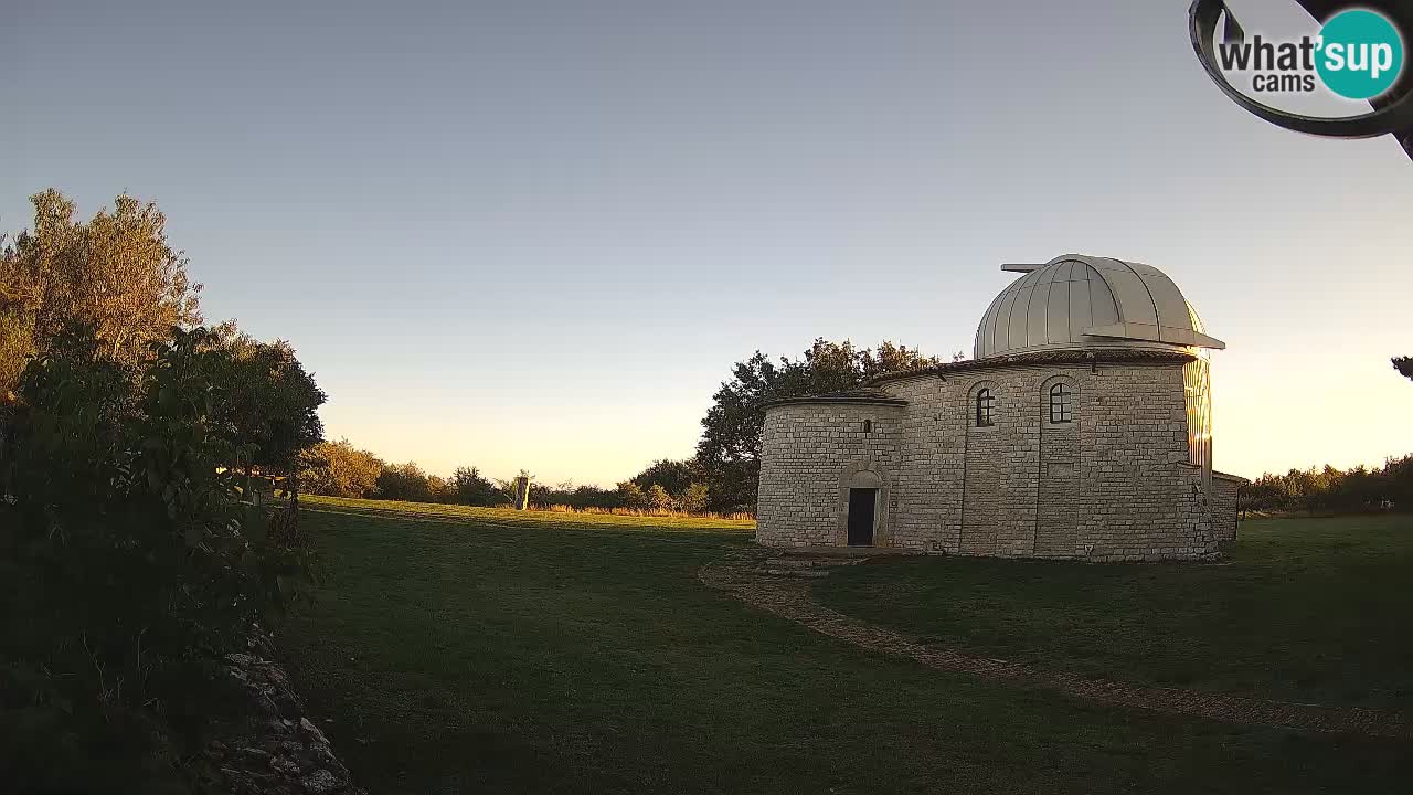 Višnjanska observatorijska spletna kamera: Opazujte vesolje iz Istre, Hrvaška