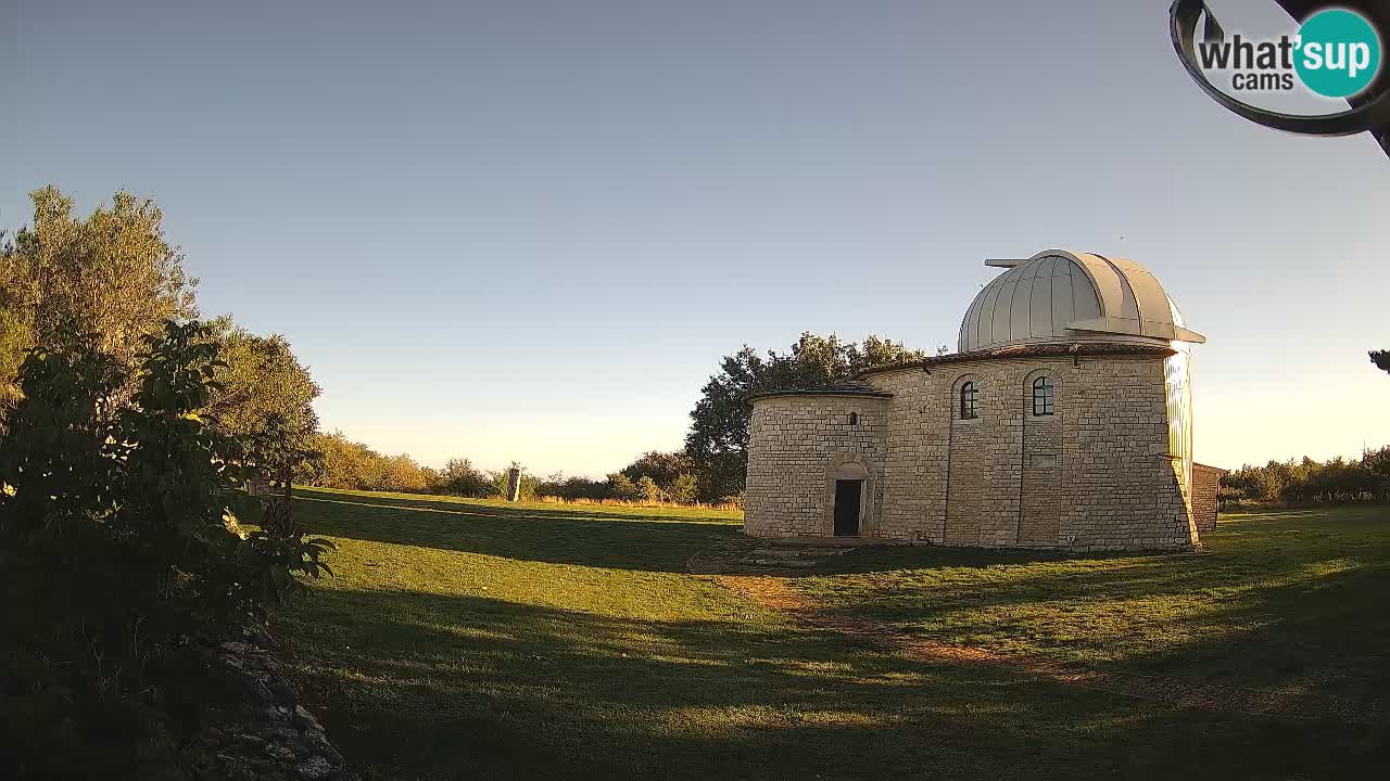Višnjan Observatory Webcam: Gaze into the Cosmos from Istria, Croatia