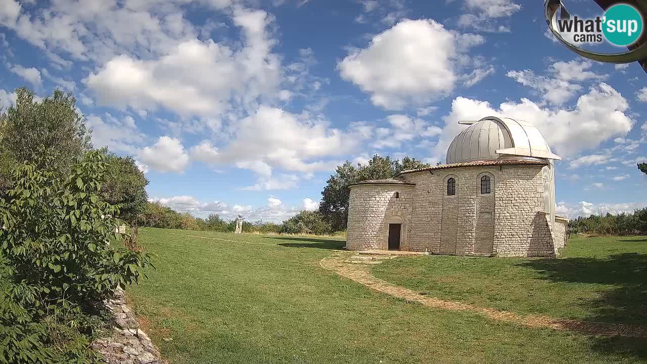 Višnjan Observatory Webcam: Gaze into the Cosmos from Istria, Croatia