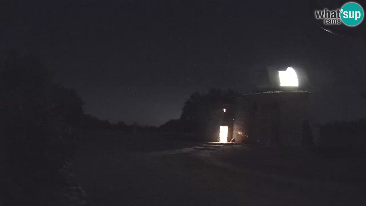 Webcam de l’Observatoire de Višnjan: Plongez dans le cosmos depuis l’Istrie, Croatie
