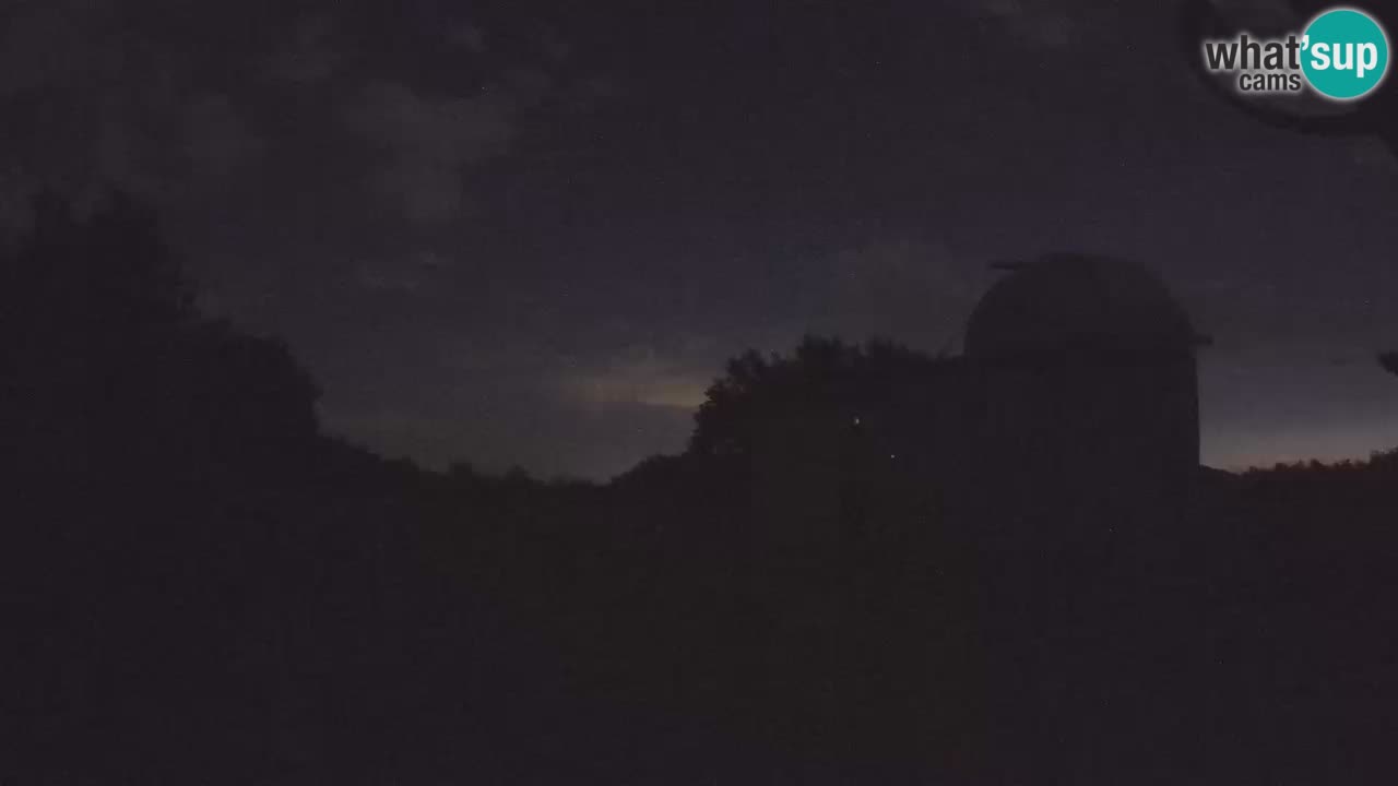 Višnjan Observatory Webcam: Gaze into the Cosmos from Istria, Croatia